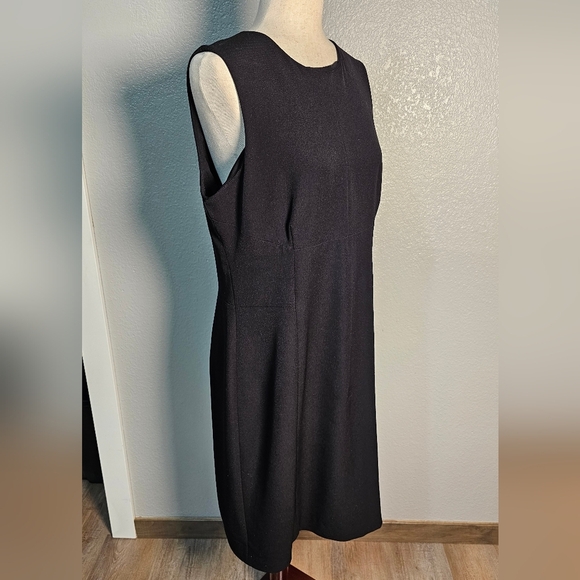 MM Lafluer Elegant Black Sleeveless Sheath Dress Size 14 - Picture 4 of 10